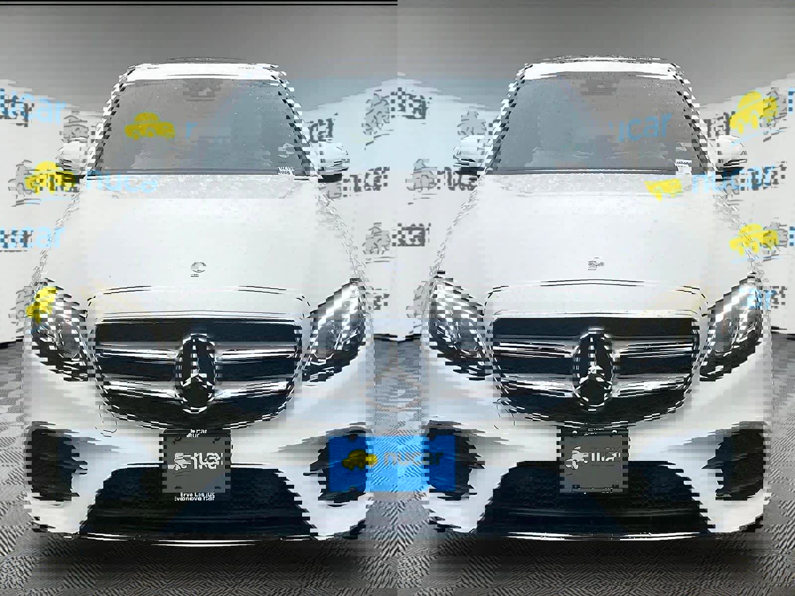 Used 2017 Mercedes-Benz E 300 4MATIC image 2