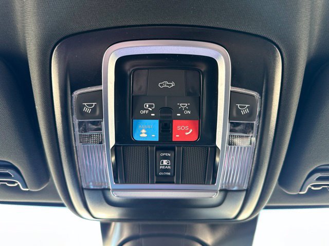 New 2026 RAM 3500 Laramie AWD/4WD image 23