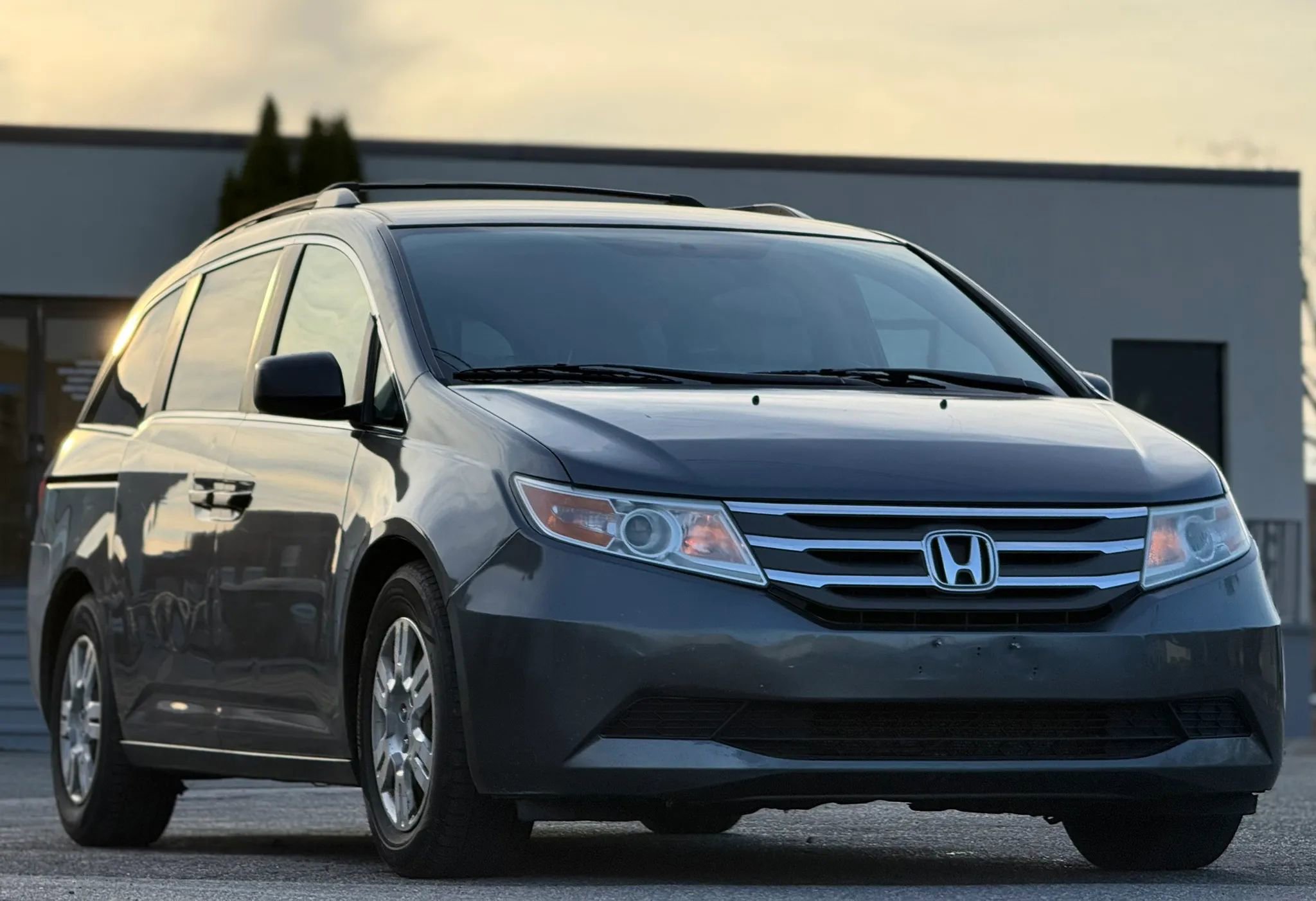 Used 2013 Honda Odyssey LX image 3