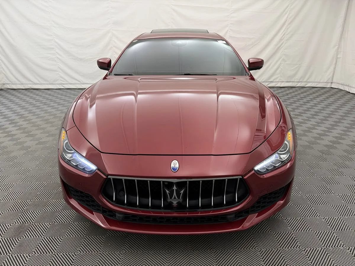 Used 2018 Maserati Ghibli S Q4 AWD/4WD image 3