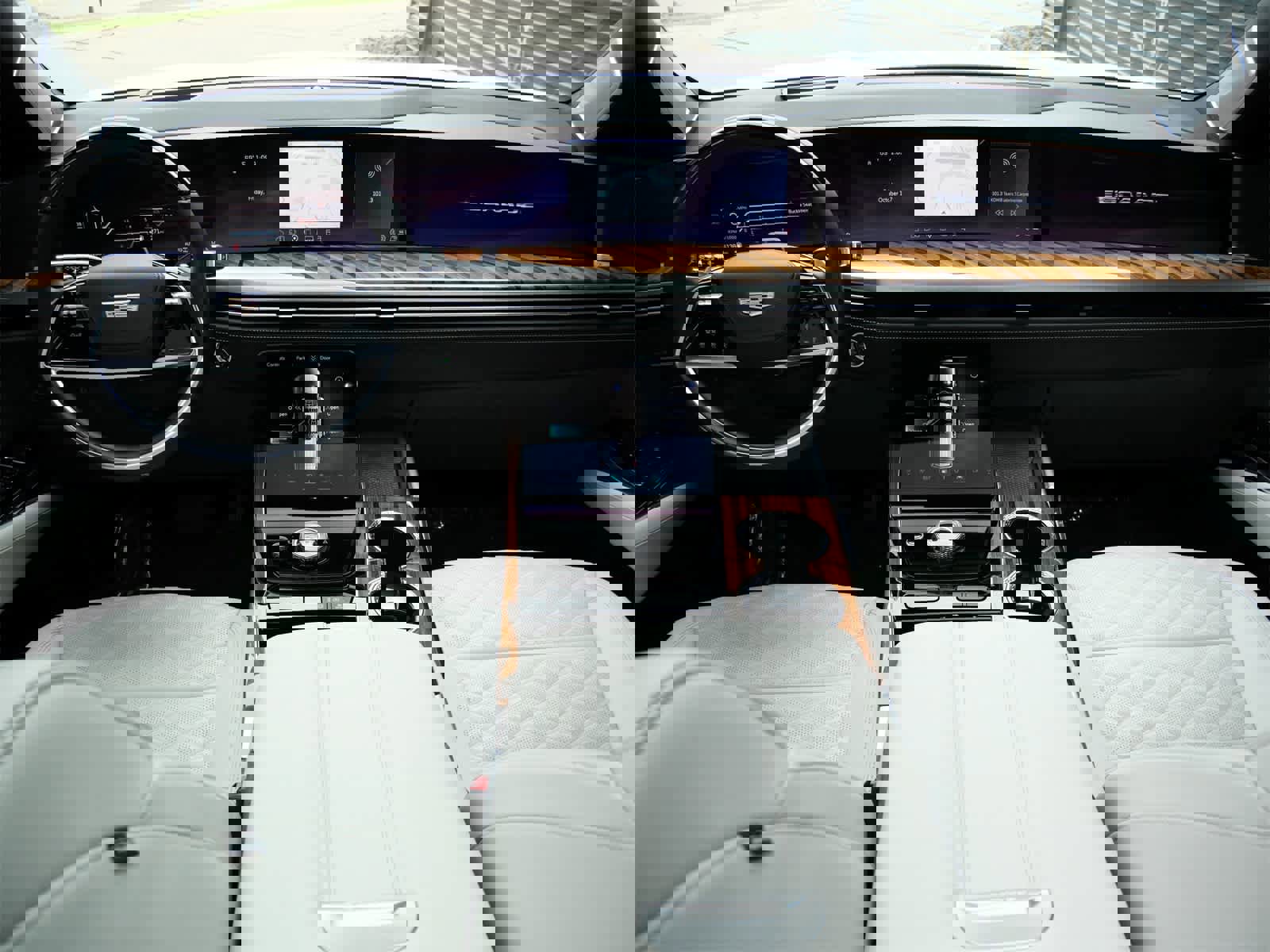 Used 2025 Cadillac Escalade ESV Premium Luxury Platinum w/ LPO, Floor Liner Package image 9