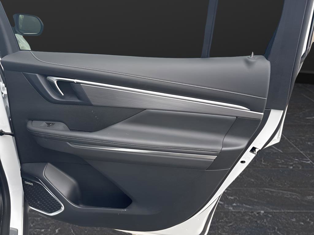 Used 2025 Buick Enclave Preferred image 47