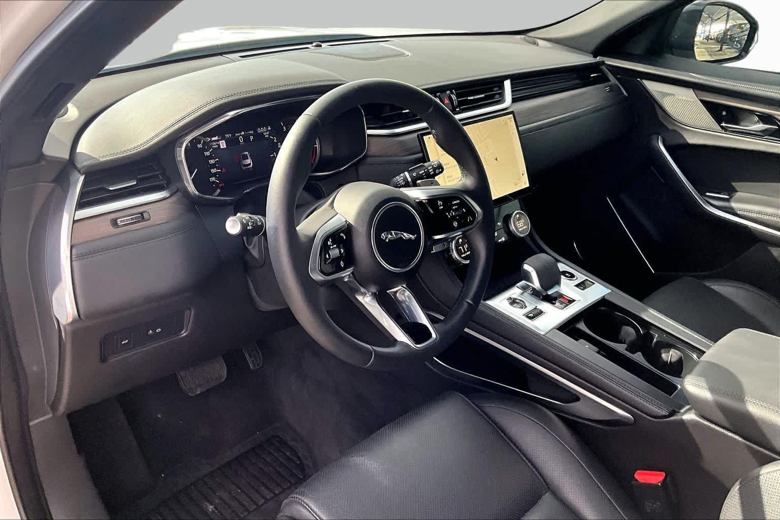 Used 2023 Jaguar F-PACE S AWD/4WD image 16