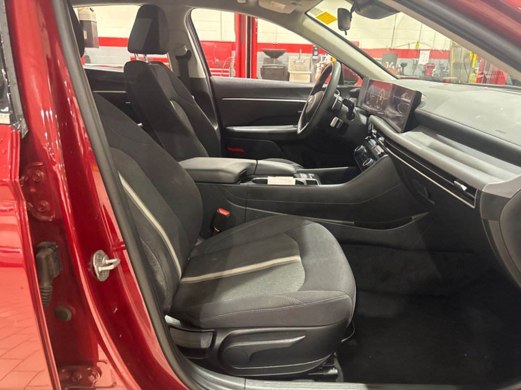 Used 2025 Hyundai Sonata SEL FWD image 49