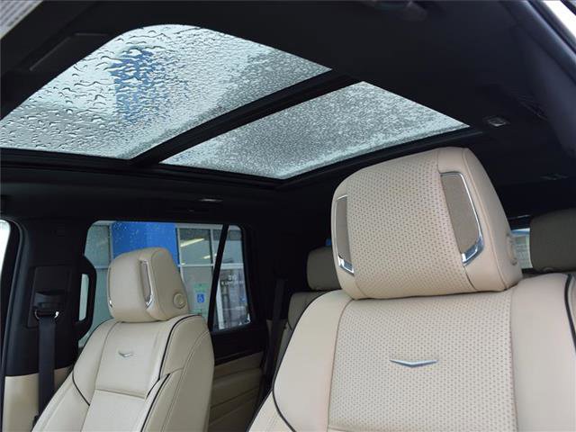 Used 2022 Cadillac Escalade Premium Luxury w/ Touring Package image 18