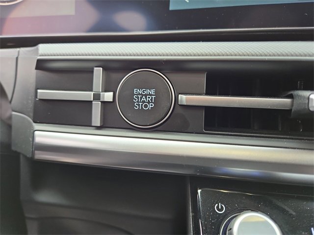 Used 2024 Hyundai Santa Fe XRT image 11