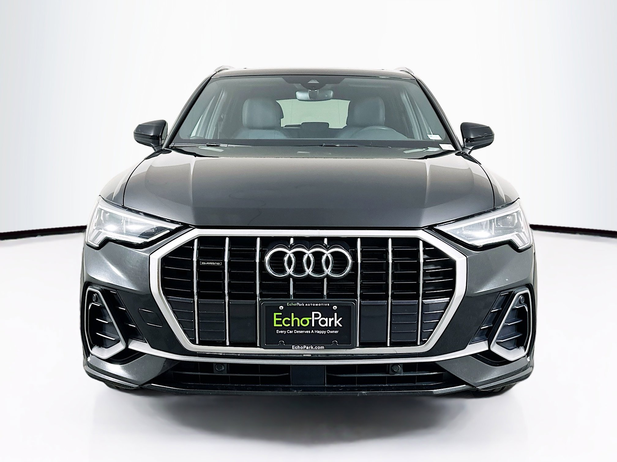 Used 2023 Audi Q3 2.0T Premium image 2