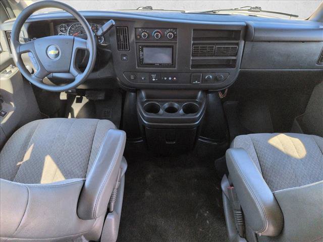 Used 2018 Chevrolet Express 3500 LT w/ LT Preferred Equipment Group image 17