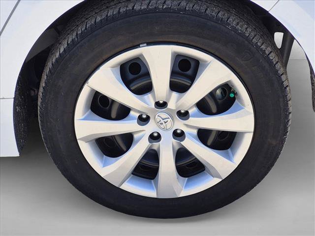 Used 2023 Toyota Corolla LE FWD image 11