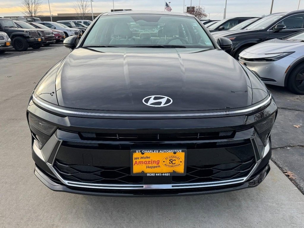 Certified 2024 Hyundai Sonata SEL w/ Convenience Package image 9