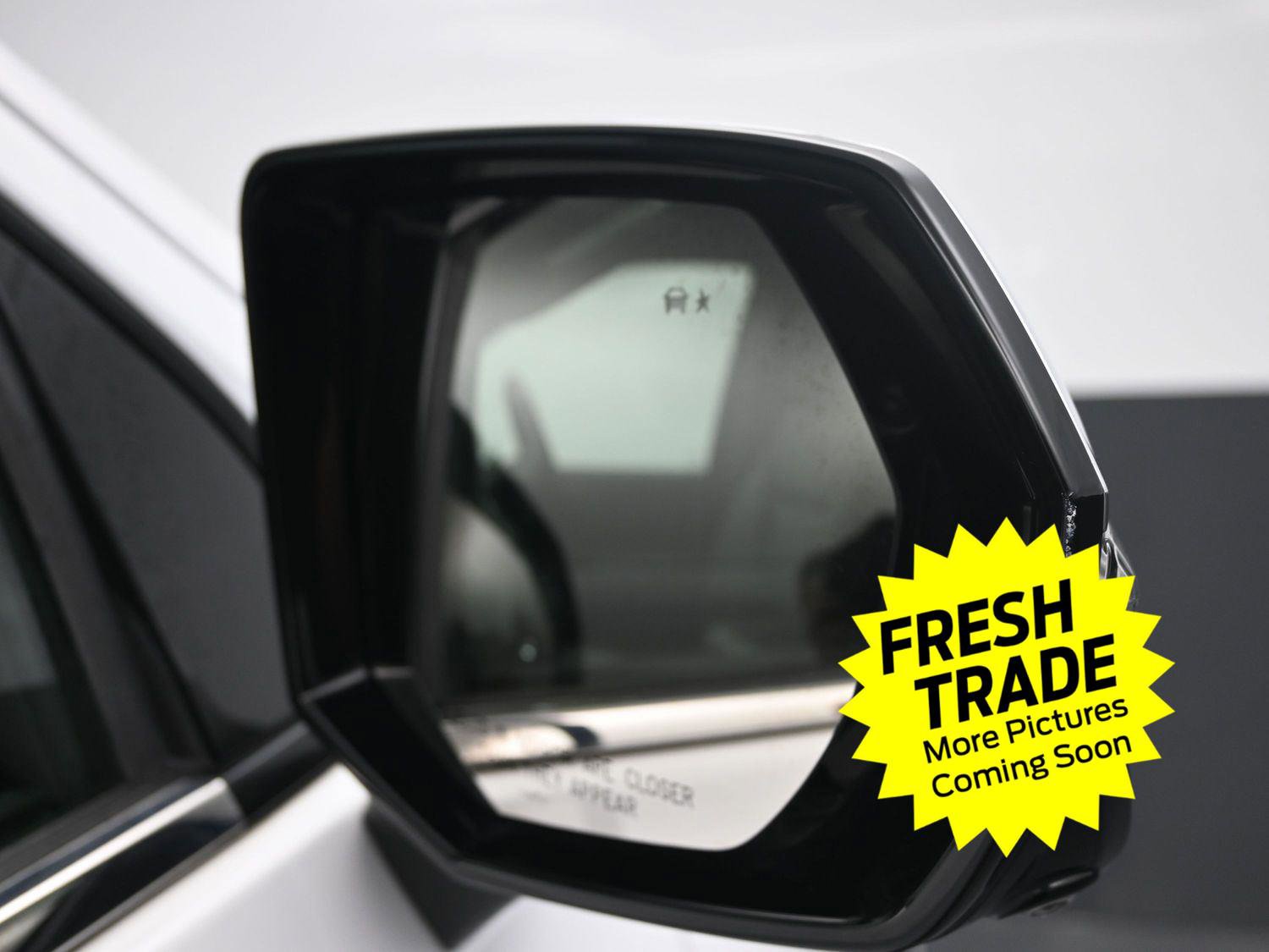 Used 2021 Chevrolet Suburban Premier w/ Premium Package image 8