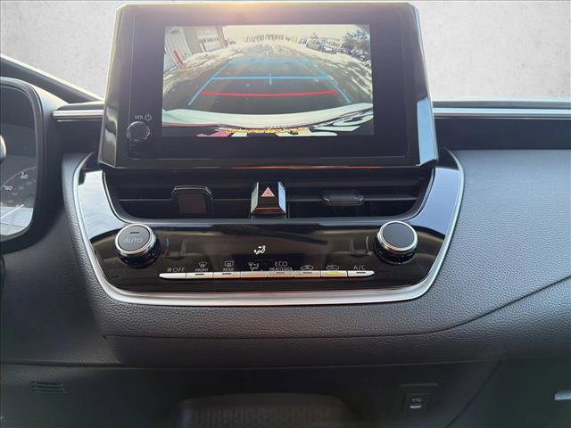 Used 2025 Toyota Corolla LE image 20