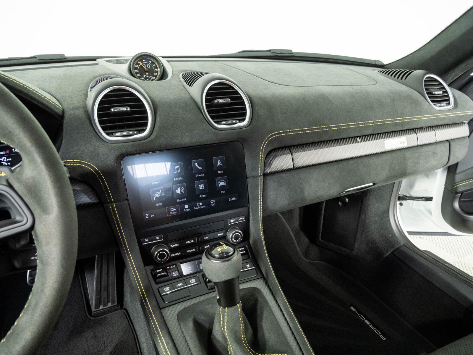 Certified 2025 Porsche 718 Cayman GT4 RS RWD image 11