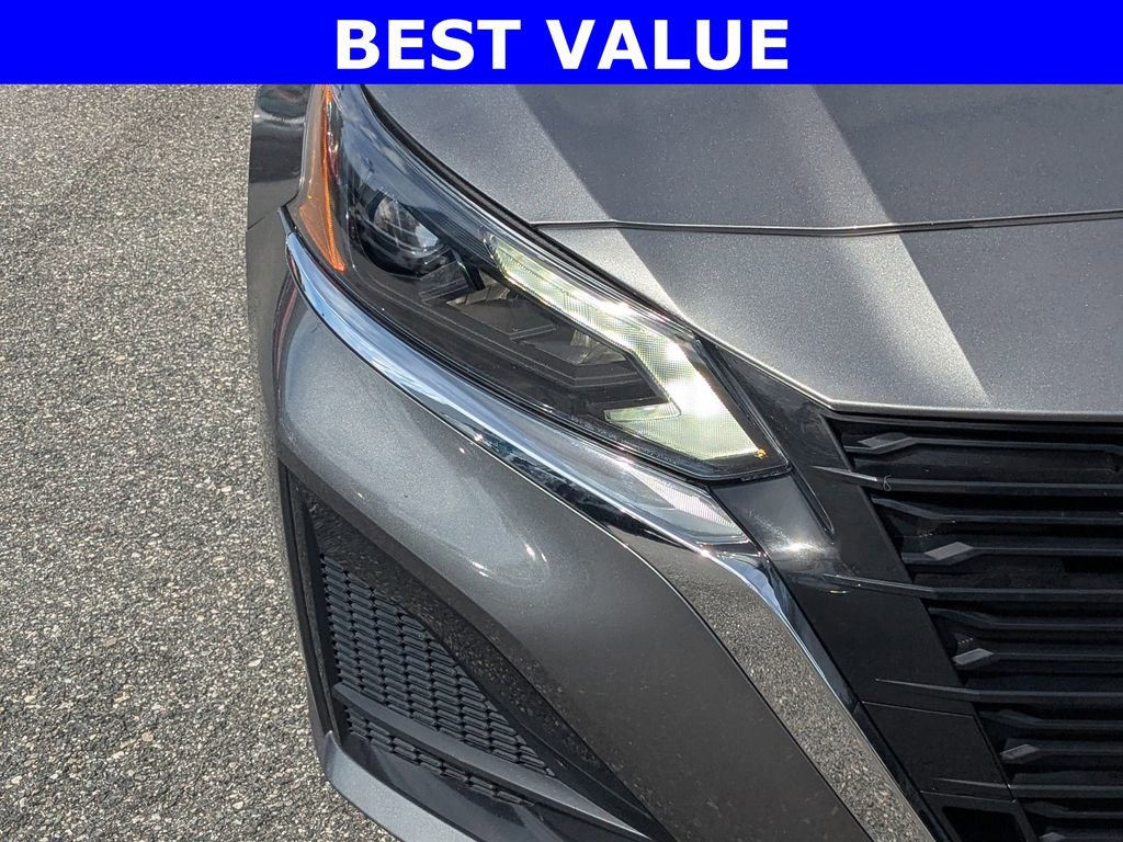 Used 2025 Nissan Altima 2.5 SV image 9