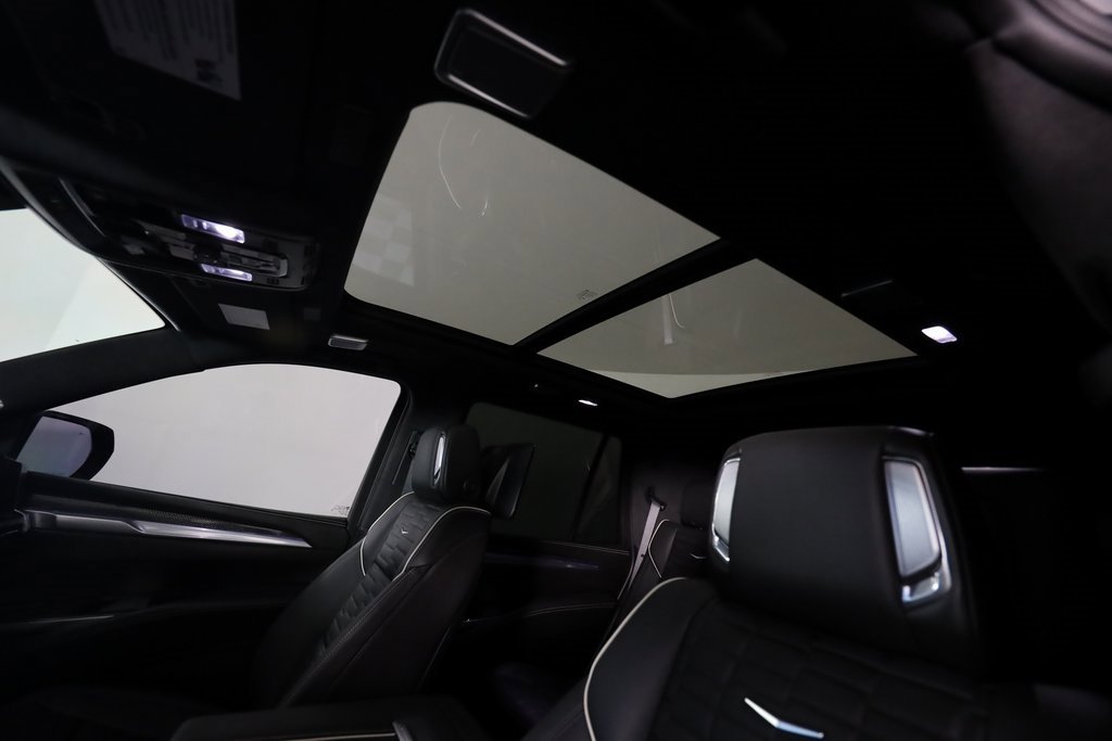 Used 2025 Cadillac Escalade V image 21