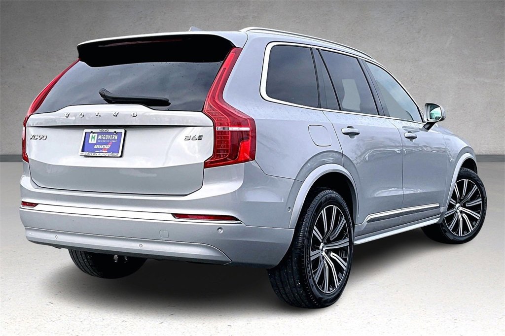 Used 2023 Volvo XC90 B6 Plus image 6
