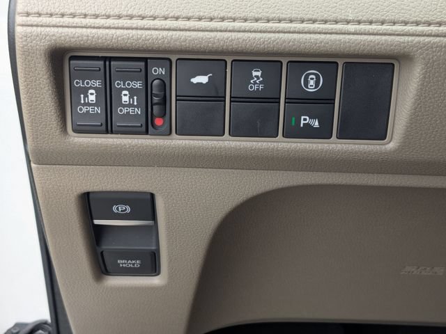 Used 2022 Honda Odyssey Touring image 13