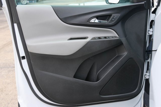 Used 2023 Chevrolet Equinox LT image 10