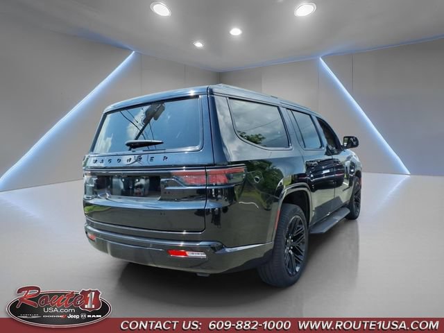 Certified 2024 Jeep Wagoneer Series II AWD/4WD image 3
