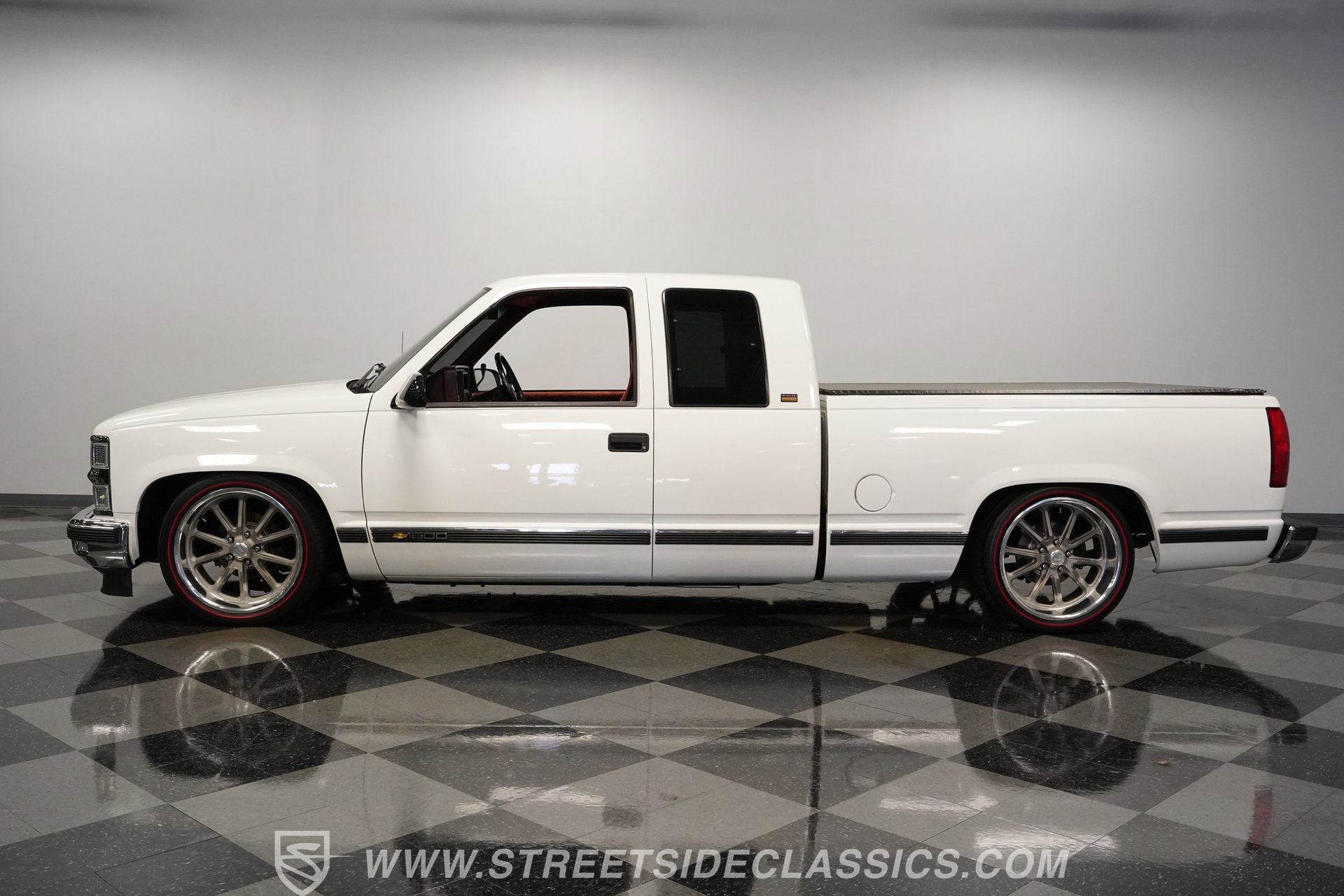 Used 1994 Chevrolet Silverado 1500 2WD Extended Cab image 2