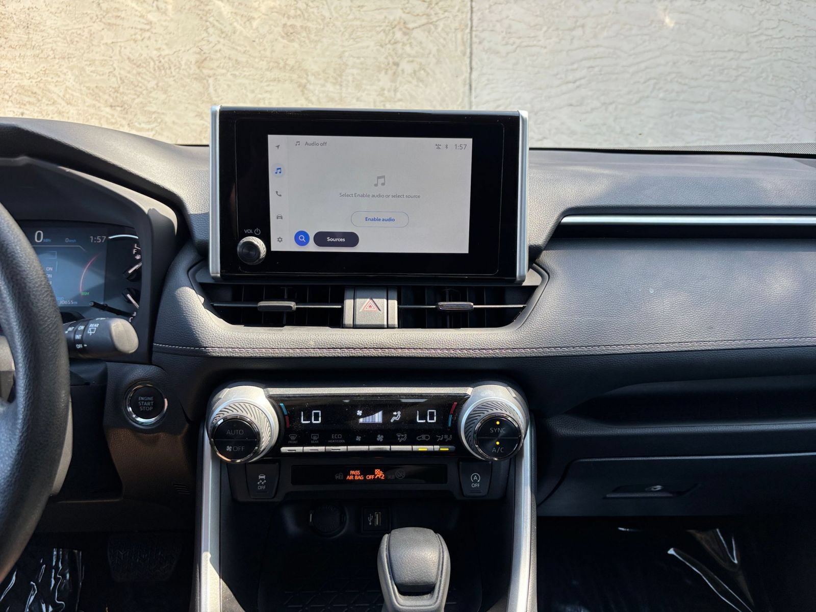 Used 2025 Toyota RAV4 XLE w/ Convenience Package AWD/4WD image 16