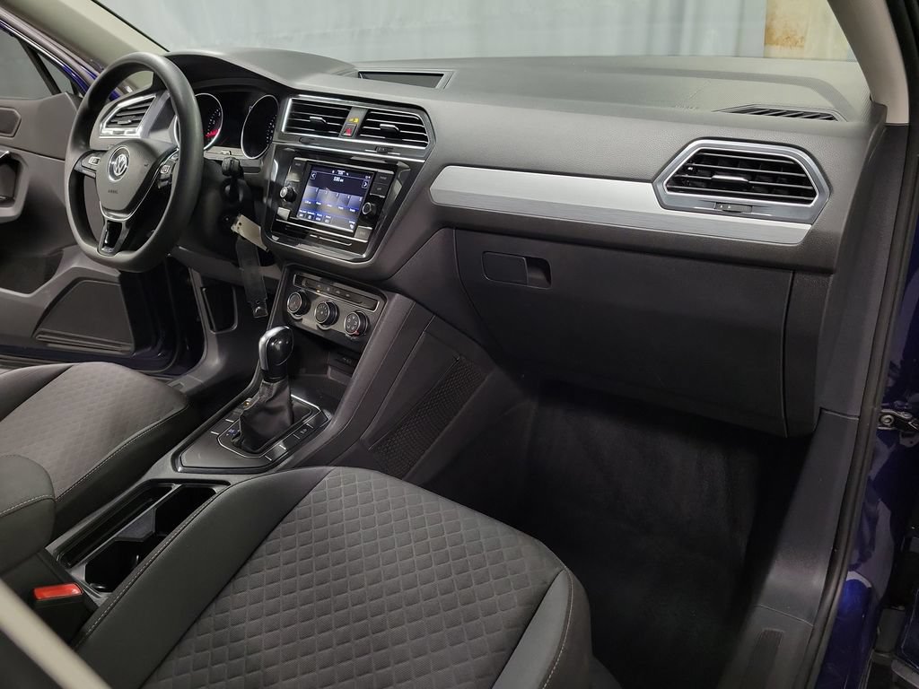 Used 2021 Volkswagen Tiguan S FWD image 33