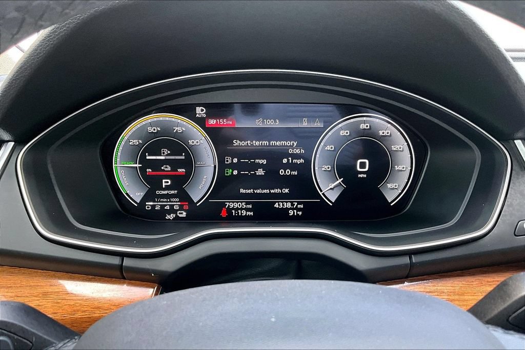 Used 2021 Audi Q5 e Prestige w/ Prestige Package AWD/4WD image 2