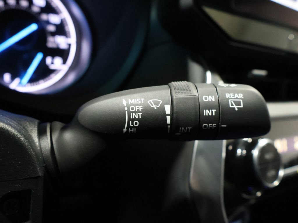 Used 2024 Toyota Venza LE image 38