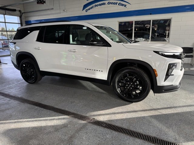 New 2026 Chevrolet Traverse LT w/ Midnight/Sport Edition image 13