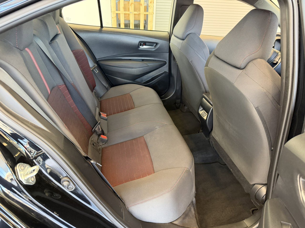 Used 2023 Toyota Corolla SE w/ Carpet Mat Package (TMS) FWD image 35