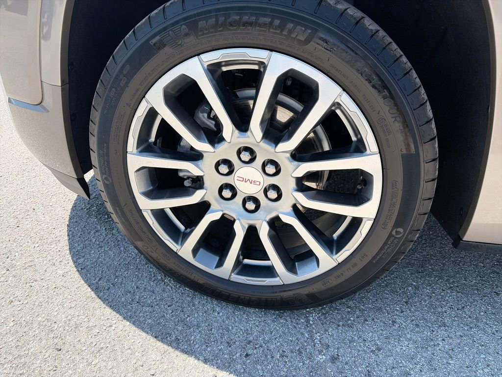 Used 2023 GMC Acadia Denali w/ Denali Ultimate Package image 37