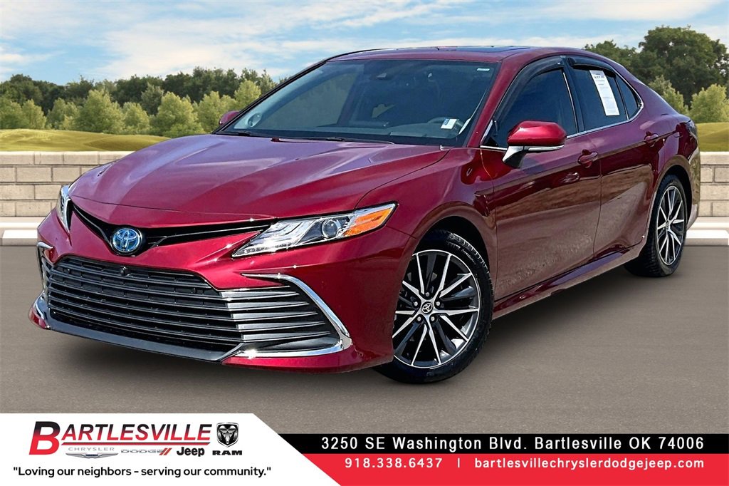 Used 2022 Toyota Camry XLE w/ Navigation Upgrade Package