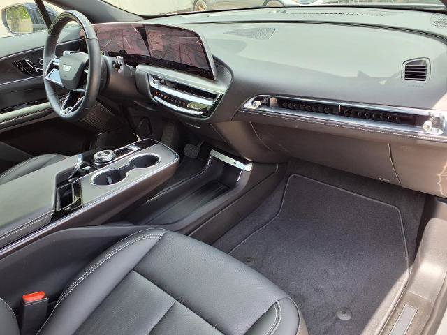 New 2026 Cadillac Lyriq Luxury AWD/4WD image 9