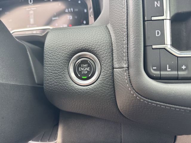 Used 2022 GMC Yukon Denali image 16