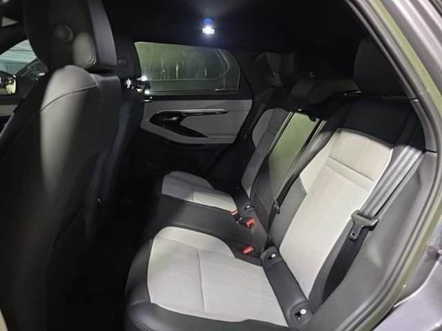 Used 2023 Land Rover Range Rover Evoque R-Dynamic SE image 10