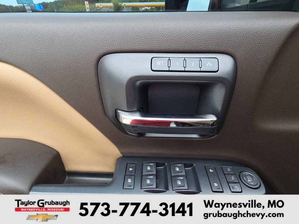Used 2018 GMC Sierra 2500 Denali w/ Duramax Plus Package AWD/4WD image 14