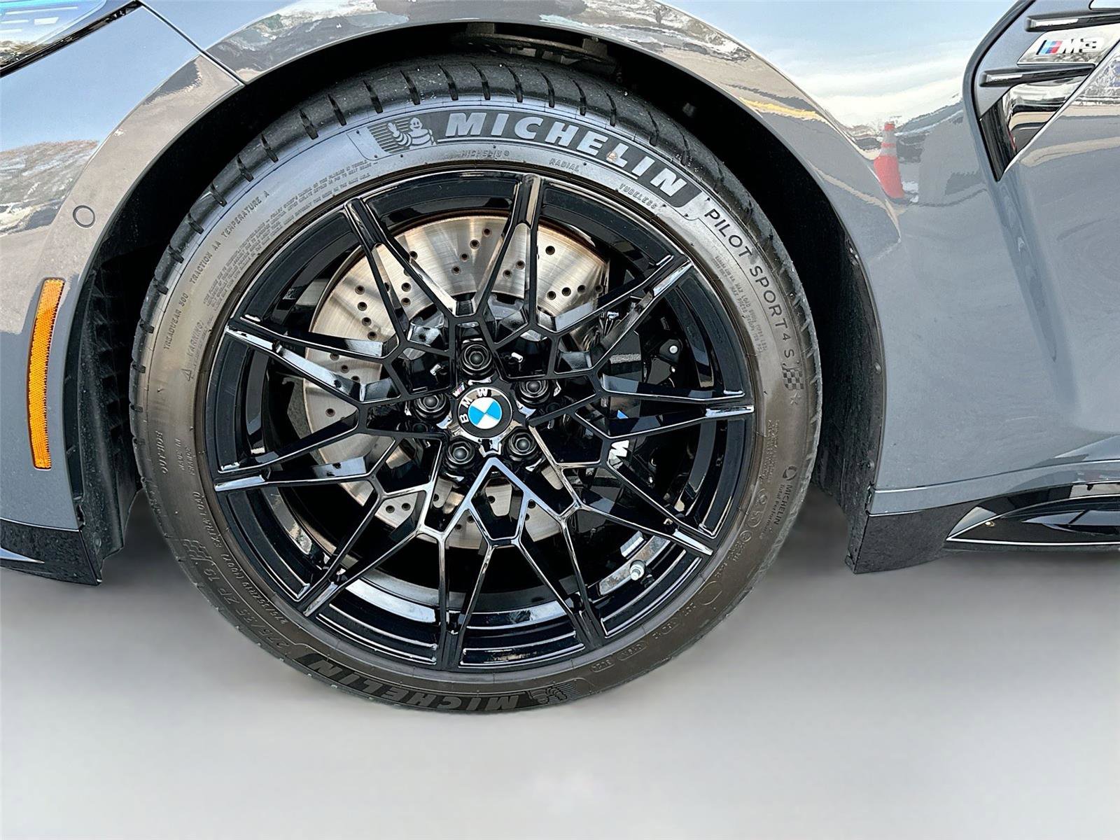 Used 2025 BMW M3 Sedan w/ Executive Package image 33