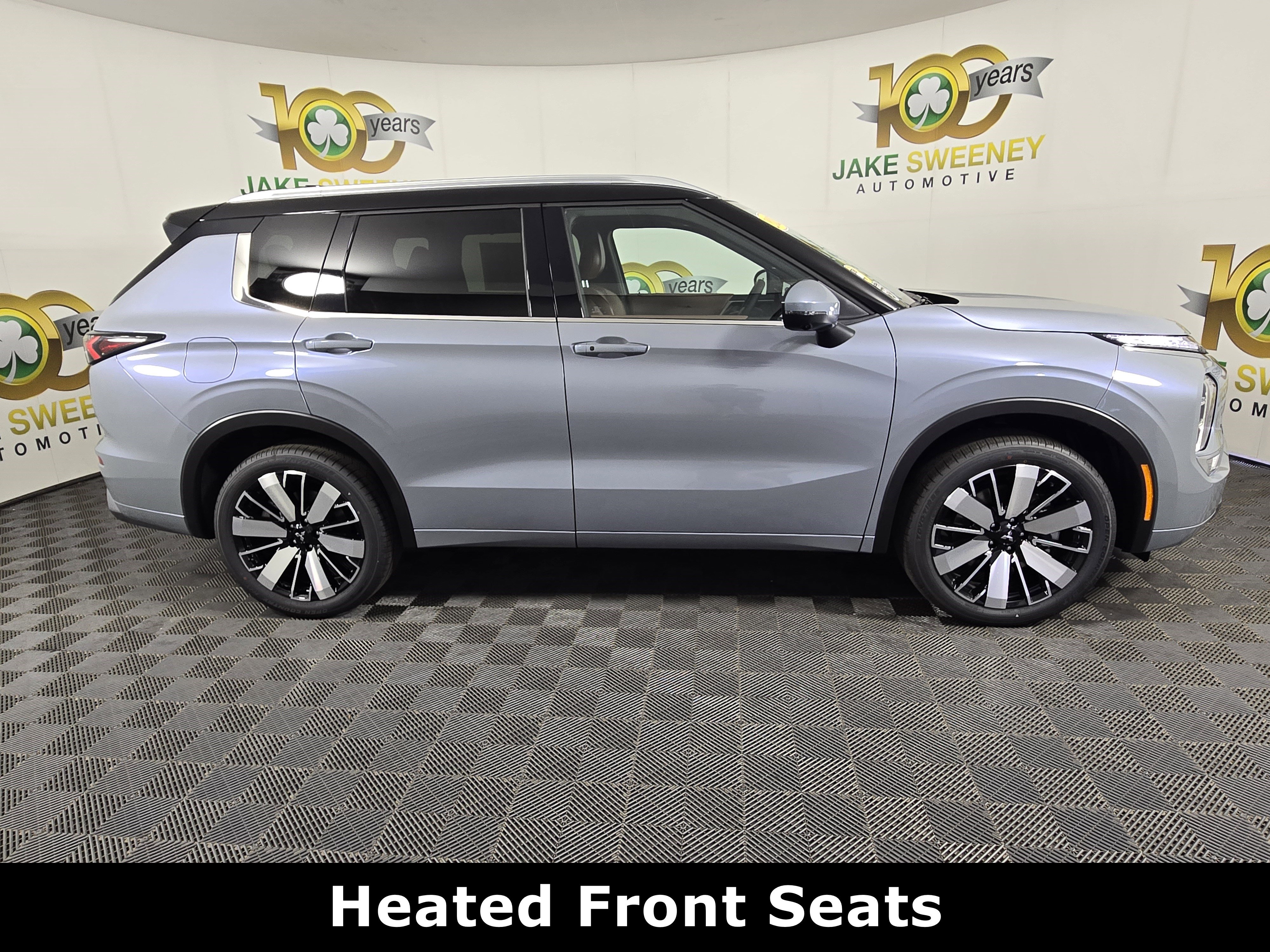 New 2025 Mitsubishi Outlander SEL image 8