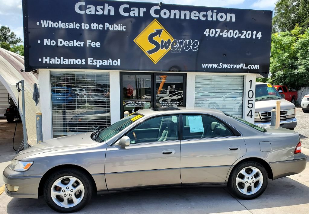 Used 2001 Lexus ES 330 FWD image 10