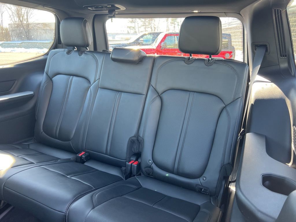 New 2026 Jeep Grand Wagoneer Limited image 25