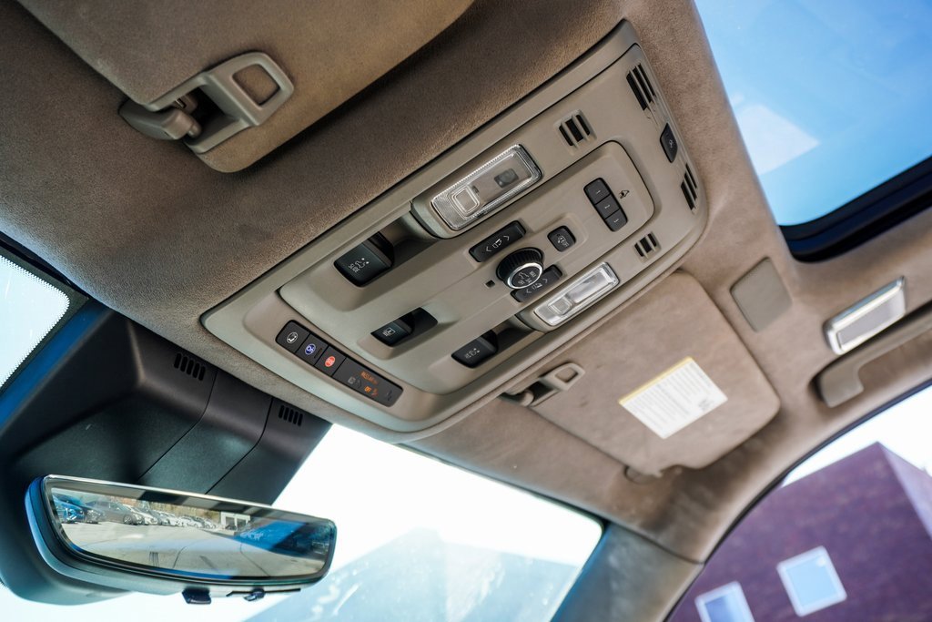 Used 2021 Cadillac Escalade Sport Platinum image 28