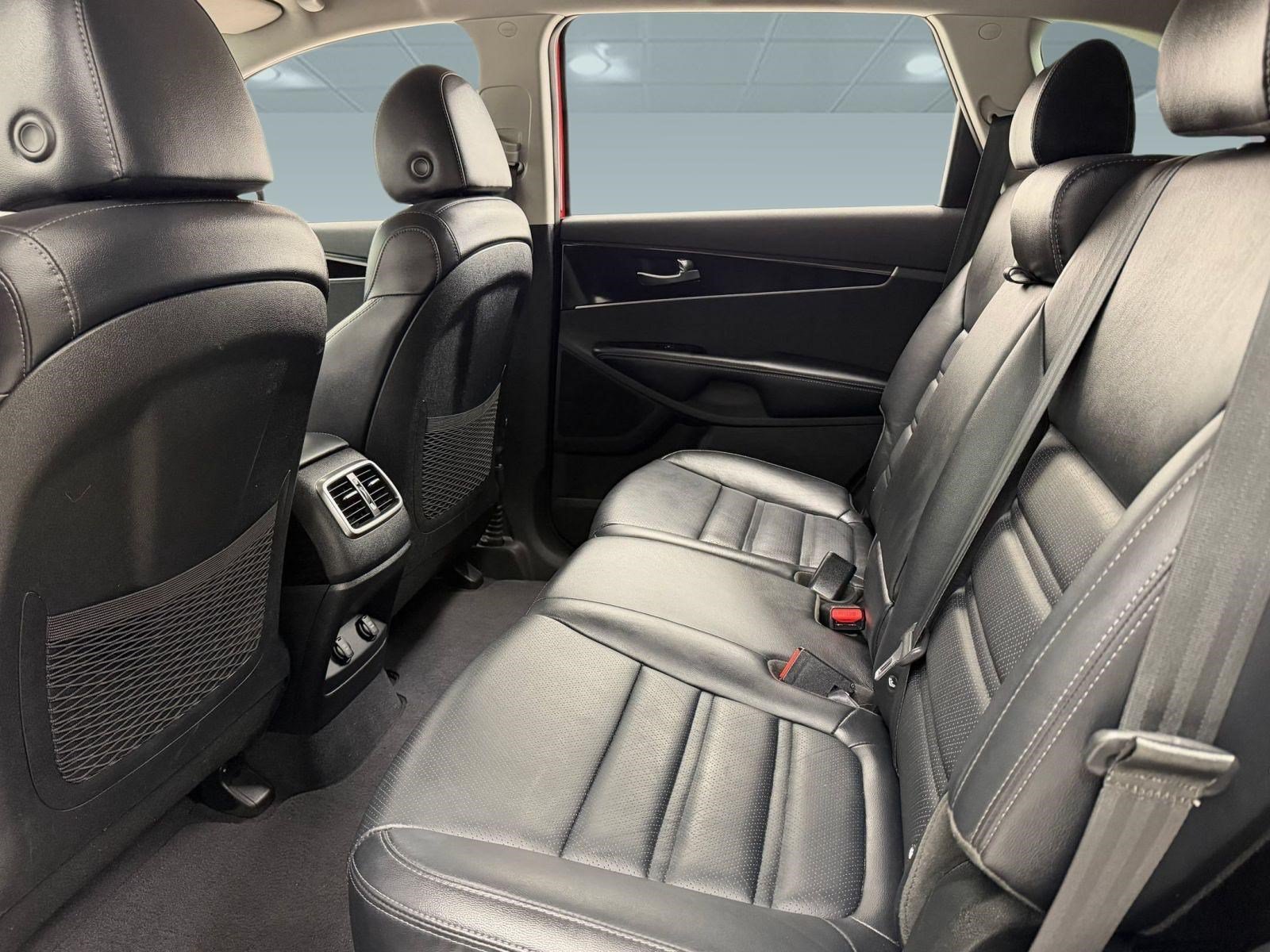 Used 2019 Kia Sorento EX AWD/4WD image 21