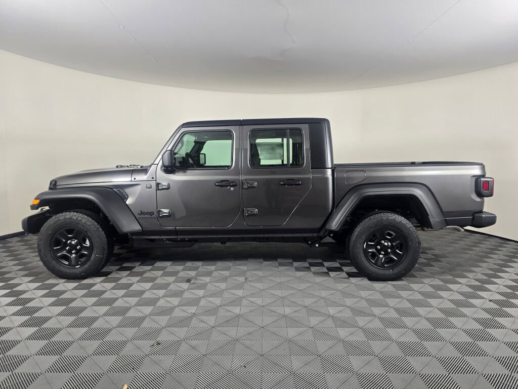 New 2026 Jeep Gladiator Sport image 7