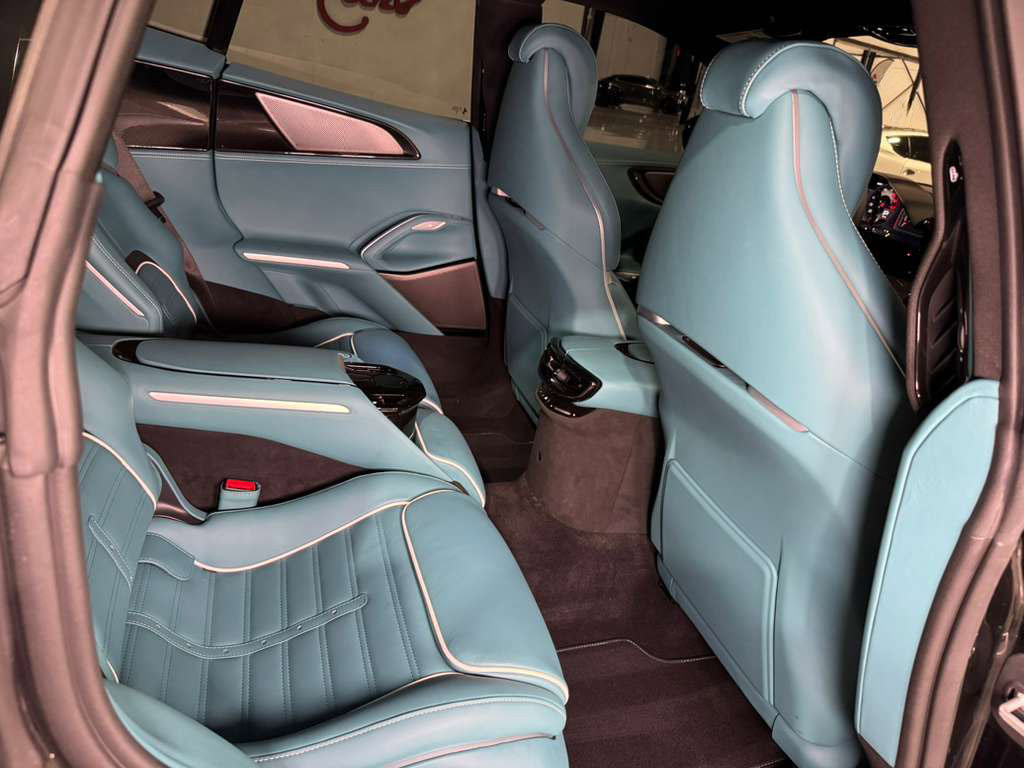 Used 2024 Ferrari Purosangue image 14