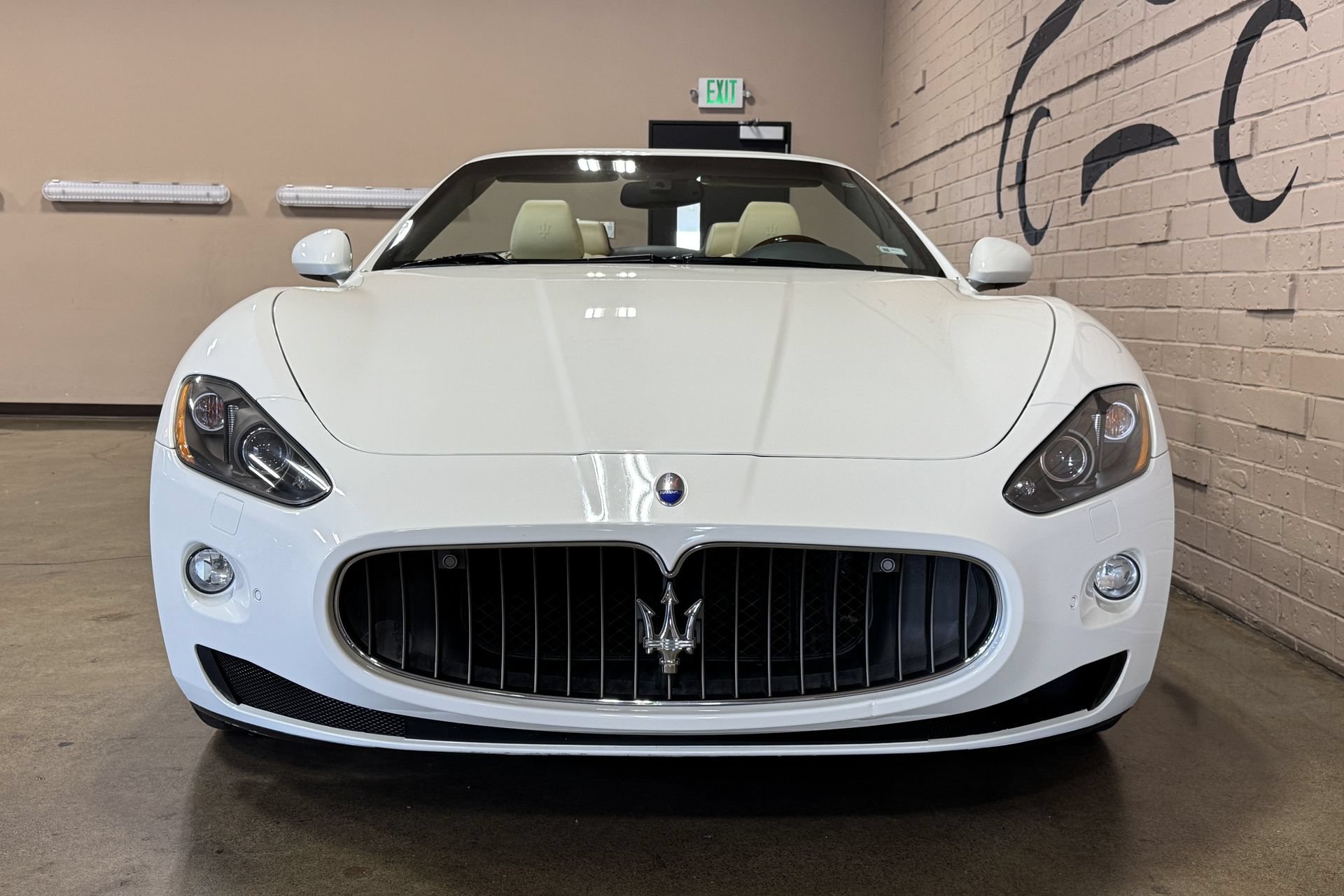 Used 2011 Maserati GranTurismo Convertible RWD image 21
