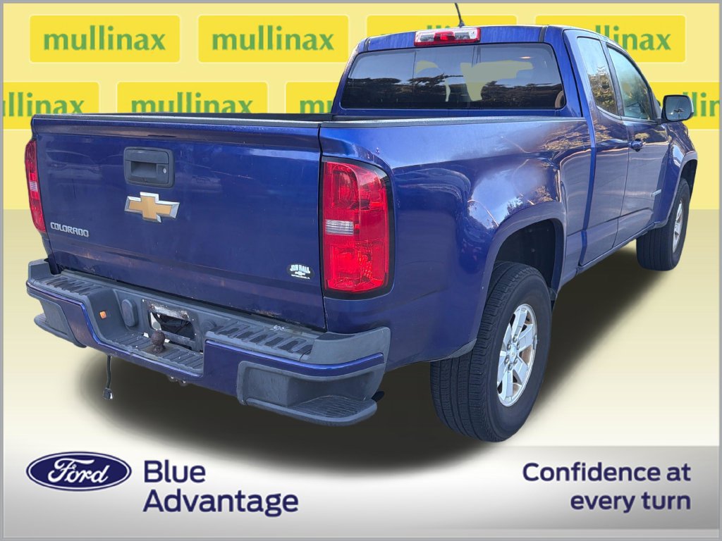 Used 2017 Chevrolet Colorado W/T w/ WT Convenience Package RWD image 4