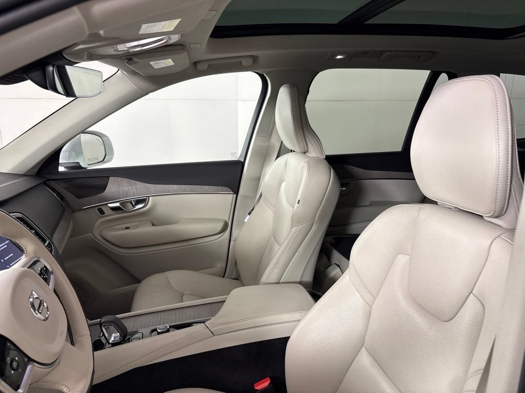 Used 2023 Volvo XC90 B6 Plus w/ Protection Package Premier AWD/4WD image 26