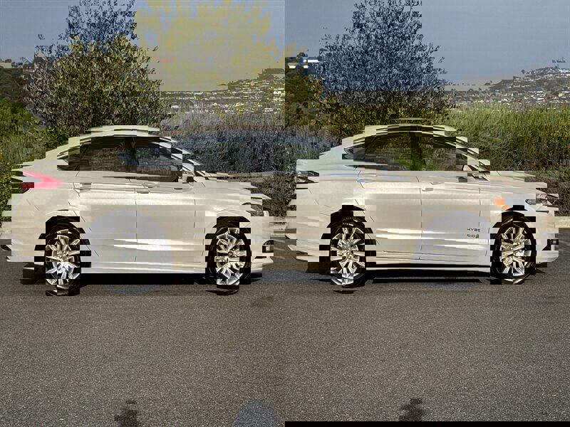 Used 2014 Ford Fusion SE w/ Equipment Group 502A image 8