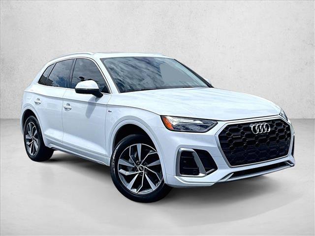 Used 2022 Audi Q5 2.0T Premium Plus w/ Premium Plus Package AWD/4WD image 12