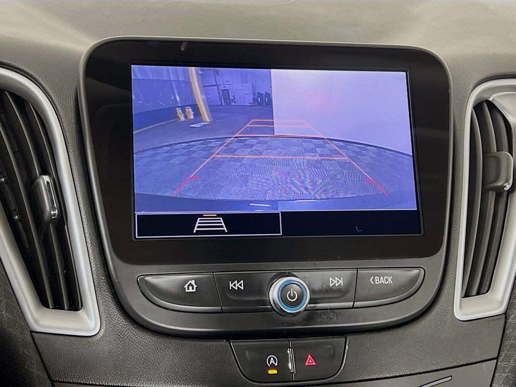 Used 2022 Chevrolet Malibu LS w/ Driver Confidence Package II FWD image 13